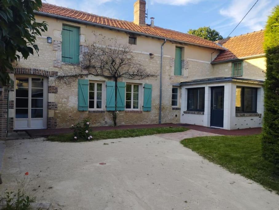 Maison De Campagne Lindry ภายนอก รูปภาพ